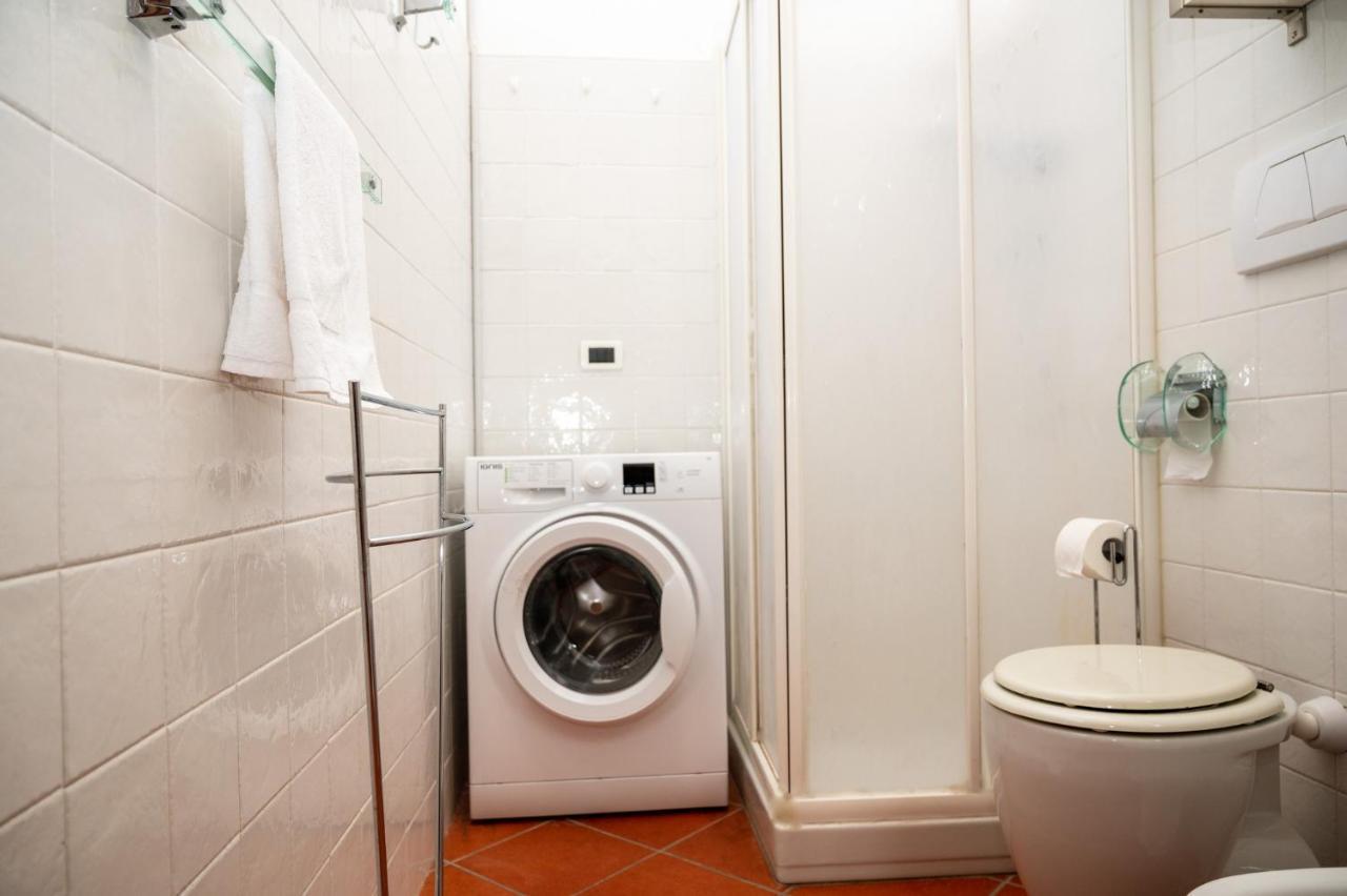Ferrara Center - Luxury Apartment In Medieval Area With Wi-Fi Exterior foto