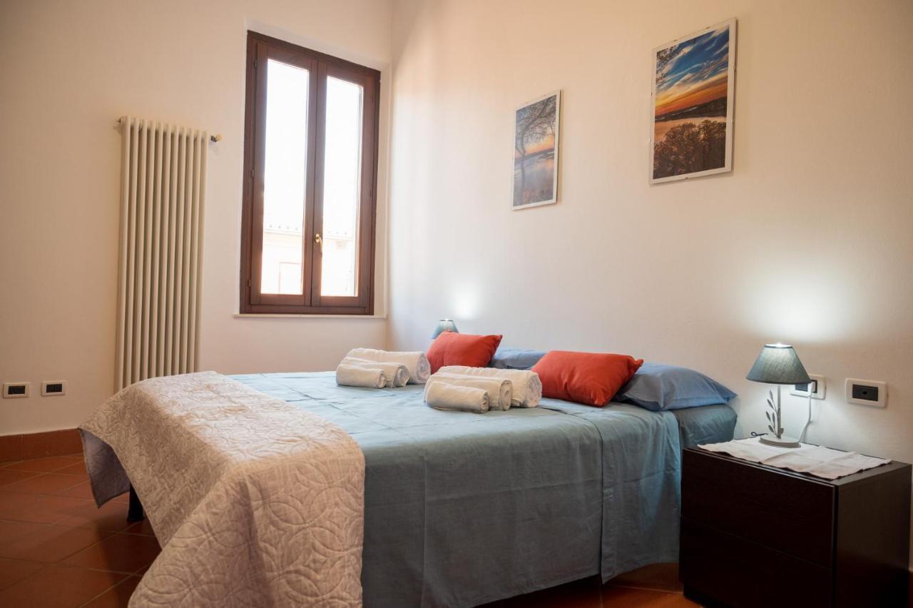 Ferrara Center - Luxury Apartment In Medieval Area With Wi-Fi Exterior foto