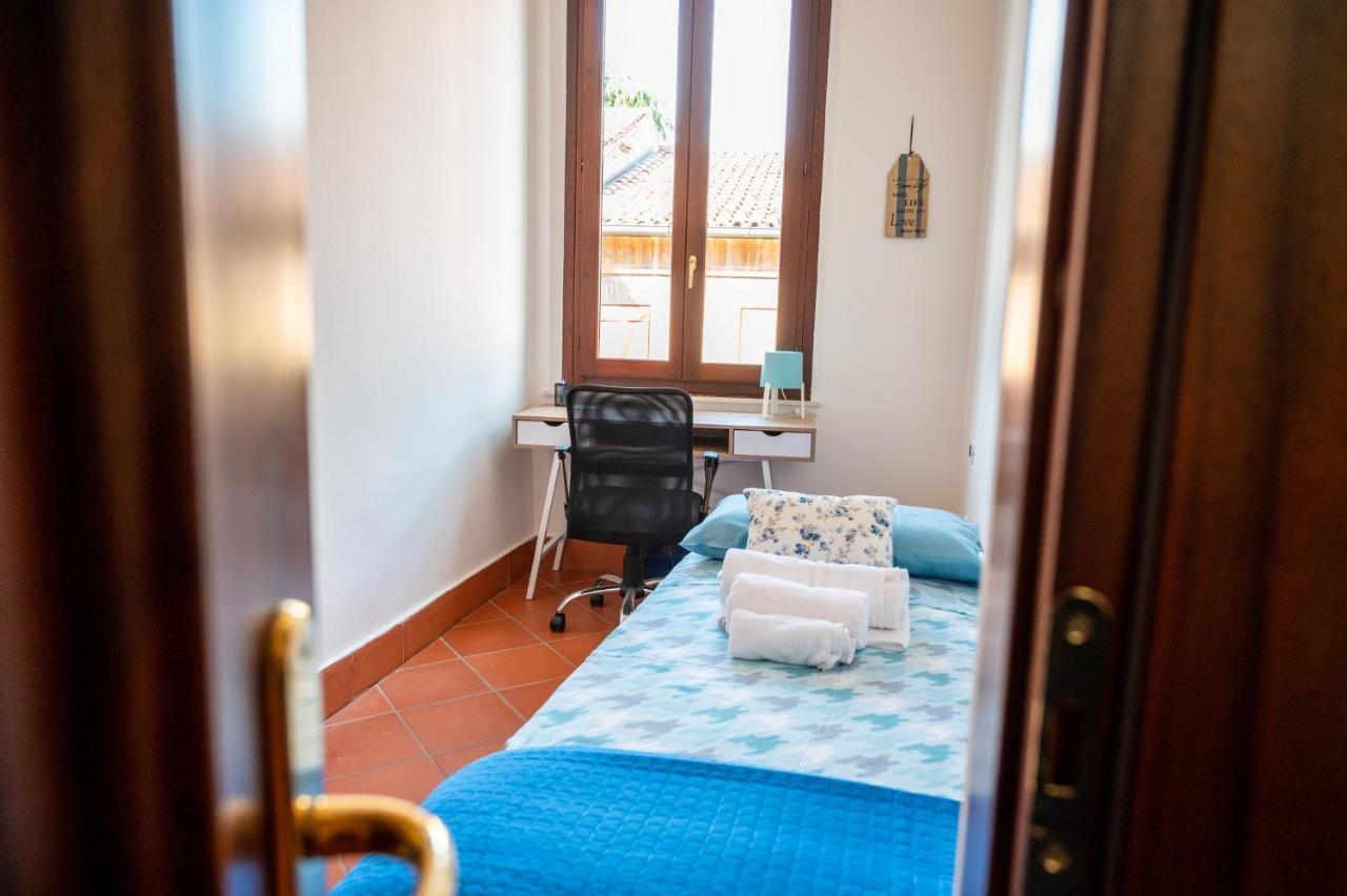 Ferrara Center - Luxury Apartment In Medieval Area With Wi-Fi Exterior foto