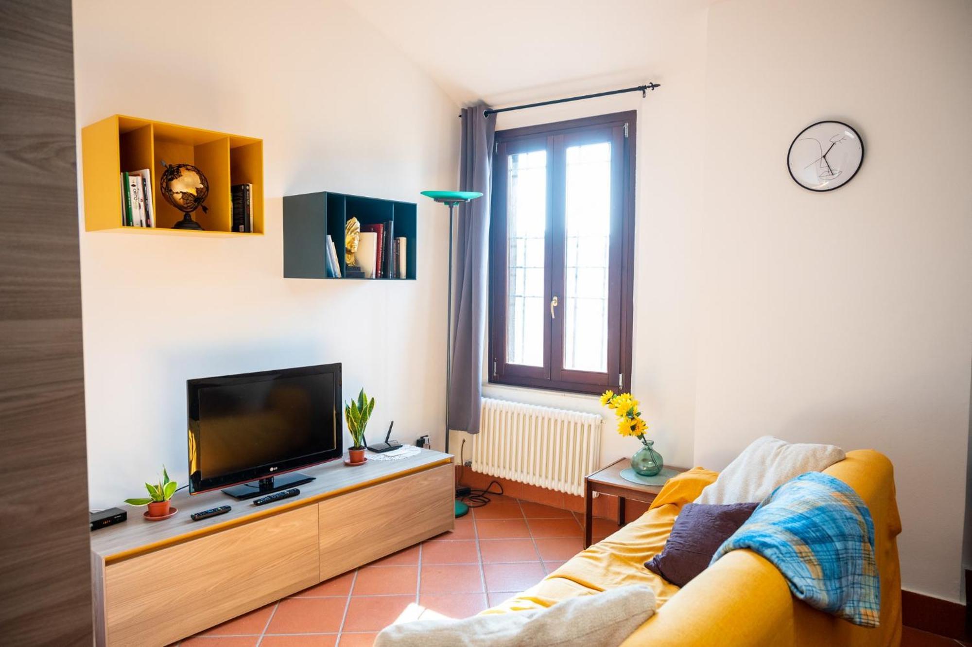 Ferrara Center - Luxury Apartment In Medieval Area With Wi-Fi Exterior foto